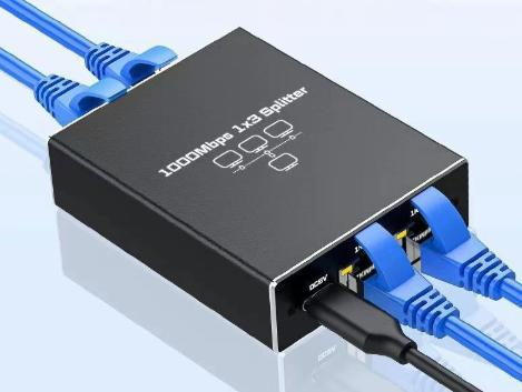 Спліттер Ethernet RJ45 гігабітний 1 на 3, 1000 Мбіт/с, активний з живленням Type-C