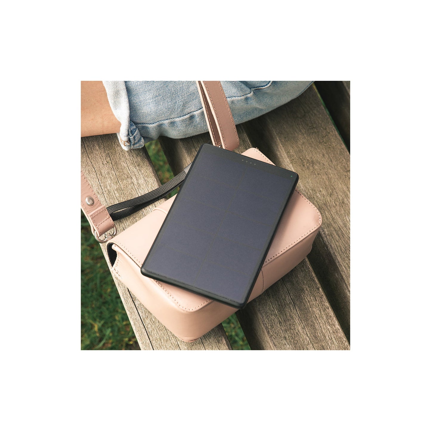 Батарея універсальна Sandberg 10000mAh, Urban, Solar Panel 5V/450mA, PD/18W, Q.C/3.0, USB-C, Micro-USB, USB-A (420-54)